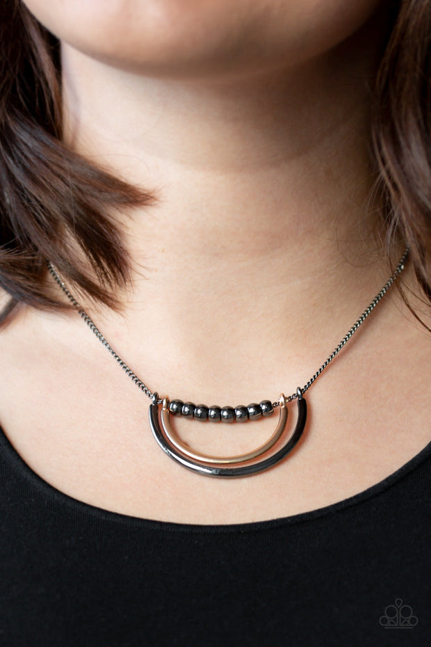 Paparazzi ♥ Artificial Arches - Black ♥ Necklace