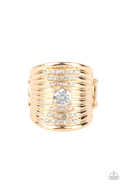 Paparazzi ♥ Crystal Corsets - Gold ♥ Ring