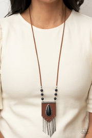 Paparazzi ♥ Enchantingly Tribal - Black ♥ Necklace