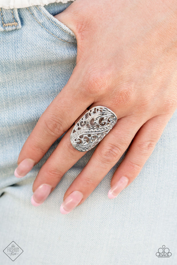 Paparazzi ♥ Pier Paradise - Silver ♥ Ring