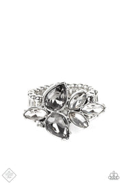 Paparazzi ♥ Ice-Cold Couture - Silver ♥ Ring